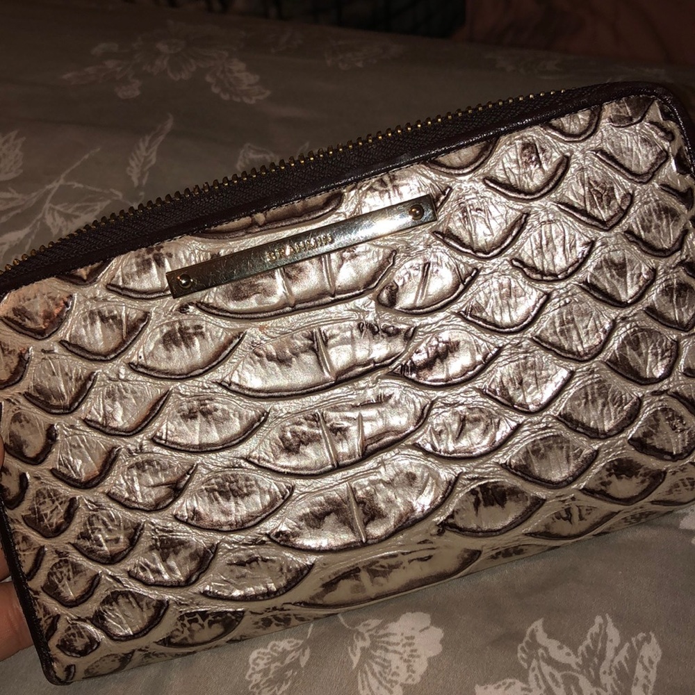 Brahmin zip around wallet
